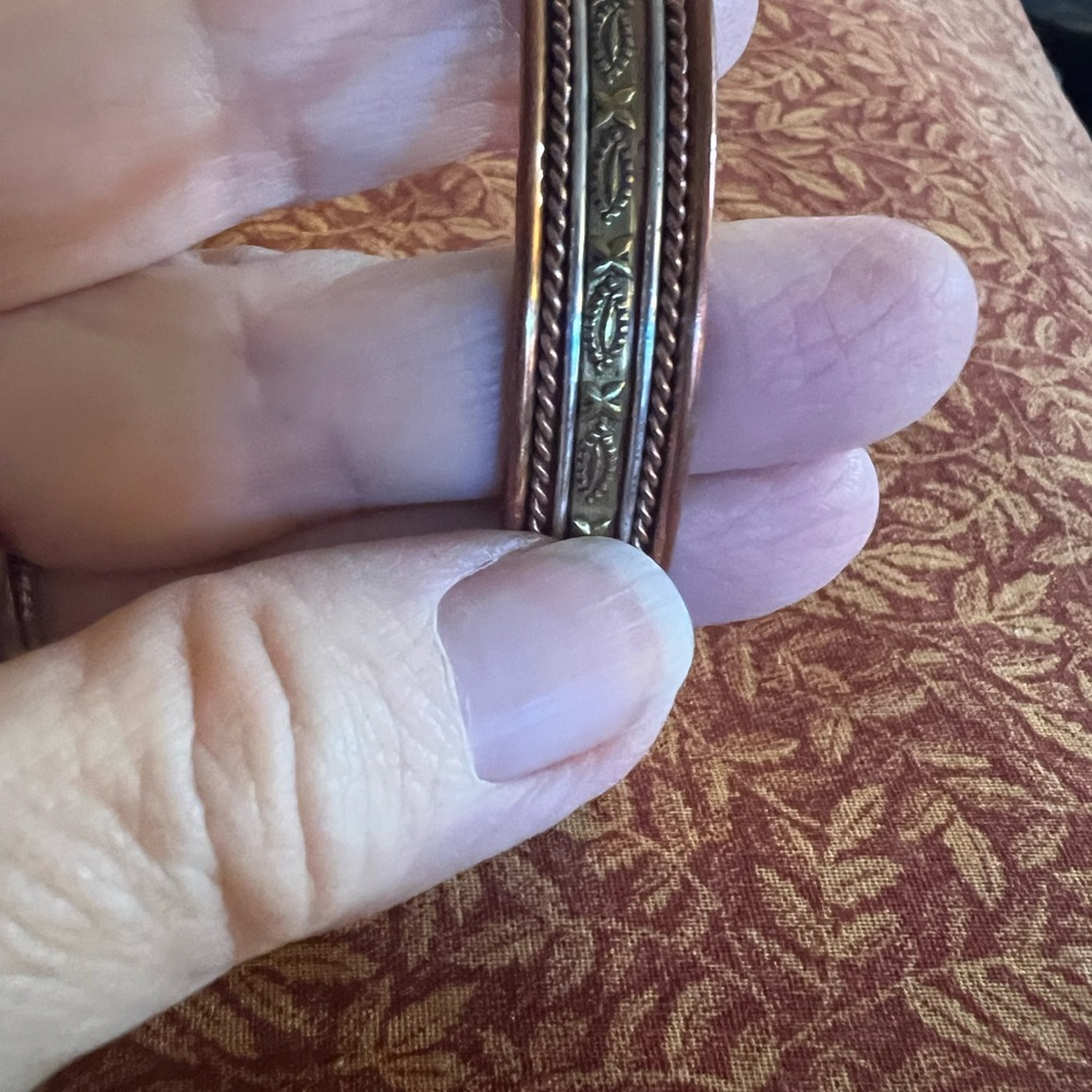 Vintage Copper and Brass Bracelet - Picture 2 of 4